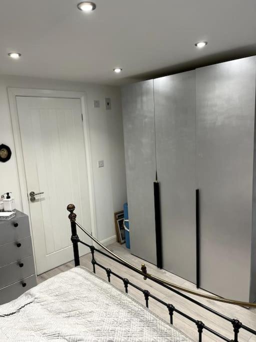 The Cabin, Arkley, Barnet Apartment Екстериор снимка